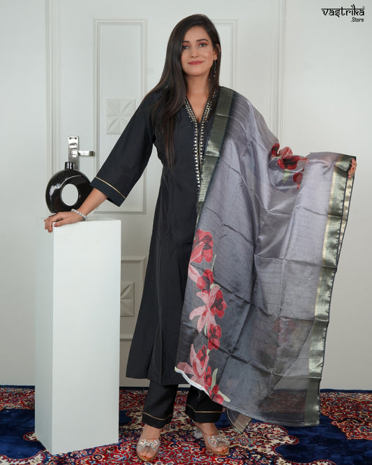 Elegant V-Collar Kurti with Handworked Trousers