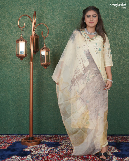 V-Neck Handworked Kurti Set