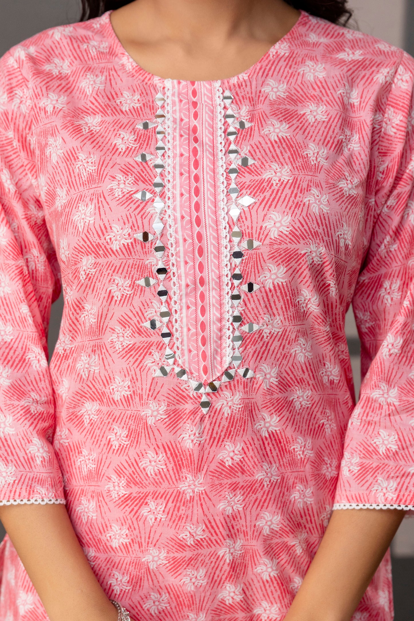 Printed Thread Work Kurti Set