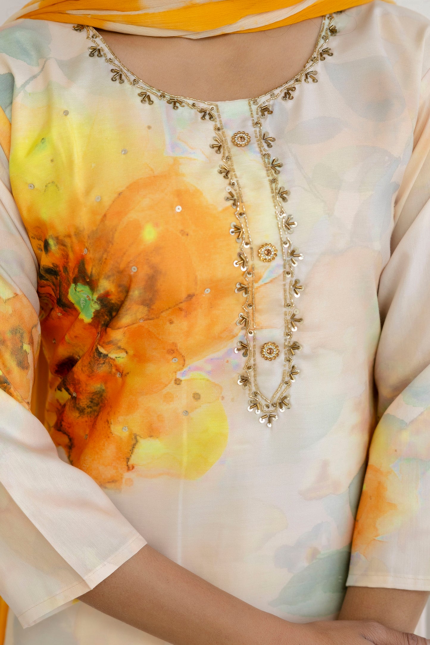 Digital Printed Kurti with Kardana Work, Round Neck, Plain Pants & Double-Toned Dupatta