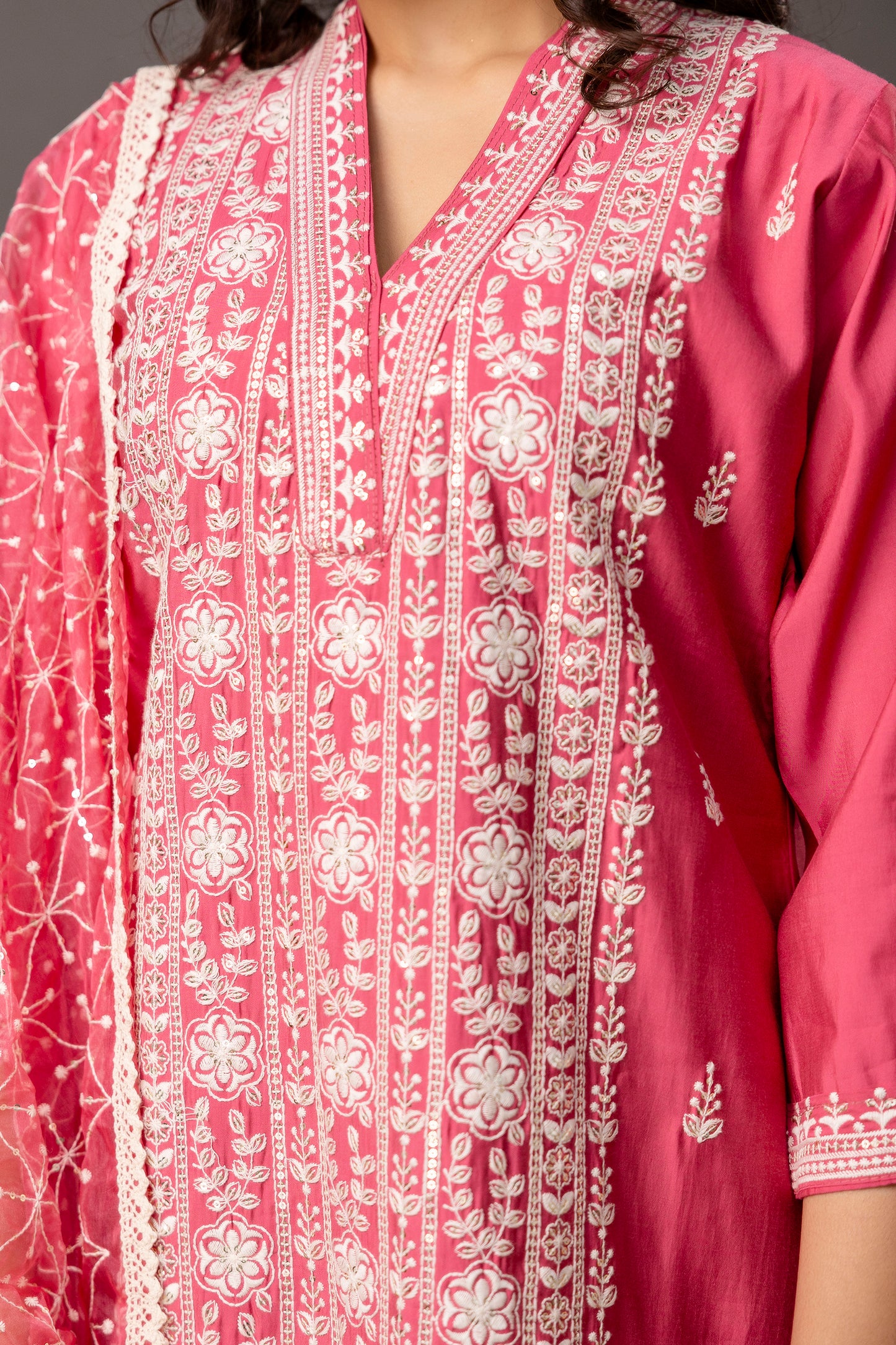 Resham & Sequined Embellished Kurti with Plain Trouser & Dupatta