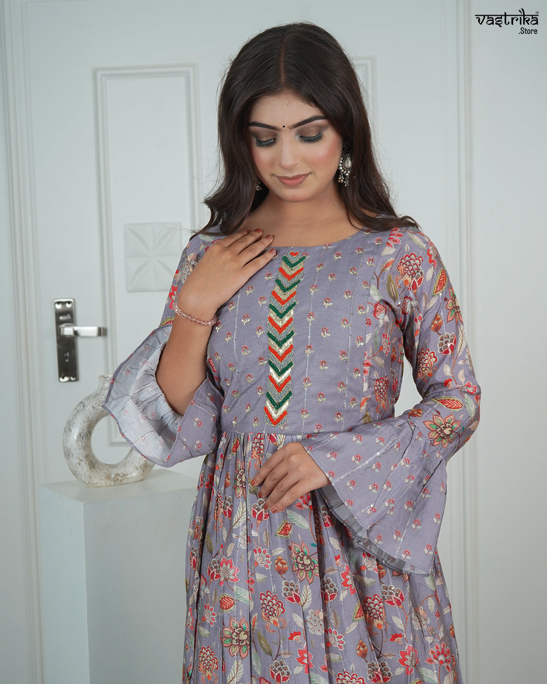 One-Piece Frock – Round Neck, Hand-Worked Detailing