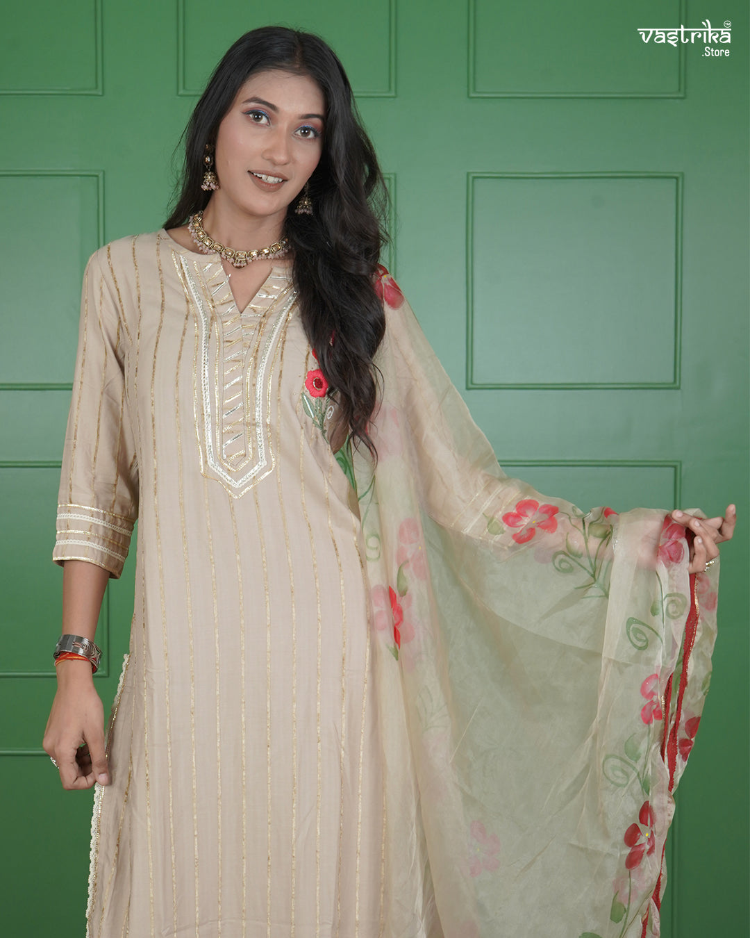 Jari & Handwork Kurti Set with Organza Dupatta