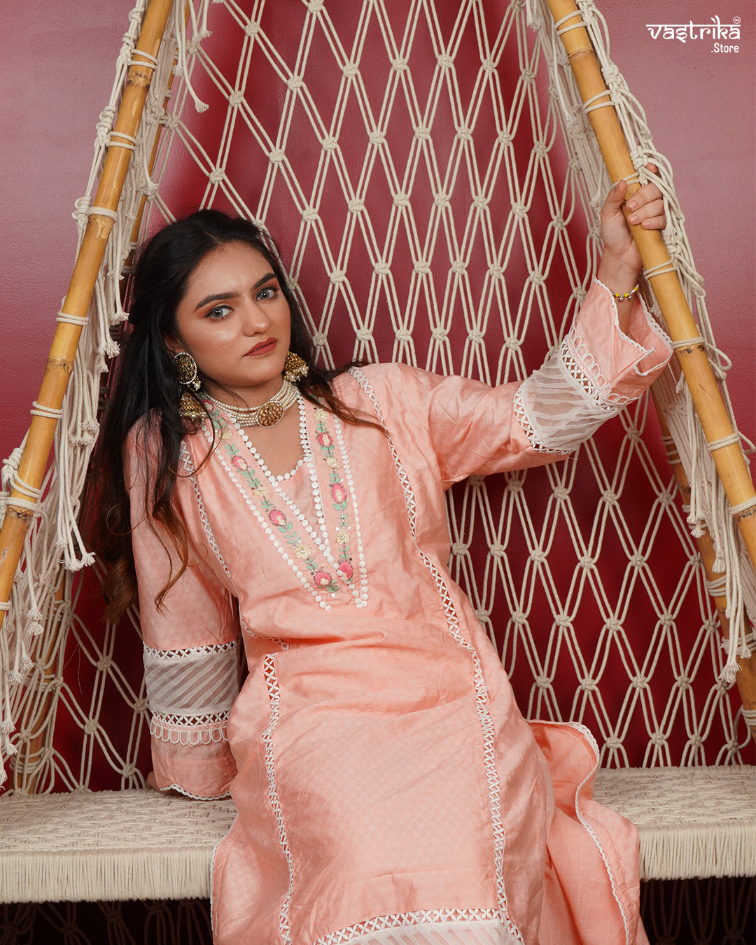Elegant Handcrafted Kurti Set with Organza Dupatta