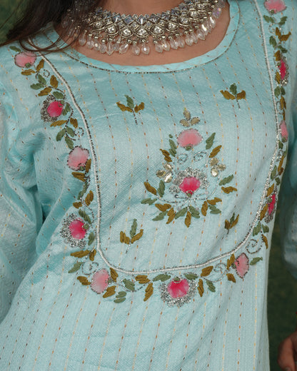 Elegant Thread-Embroidered Kurti Set with Organza Dupatta