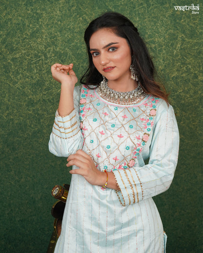 Graceful Hand-Embroidered Kurti Set with Gotta Patti Dupatta