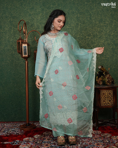 Elegant Chikankari Kurti Set with Pure Organza Dupatta