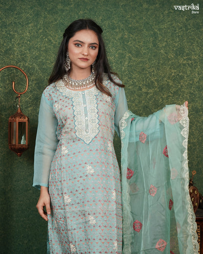 Elegant Chikankari Kurti Set with Pure Organza Dupatta