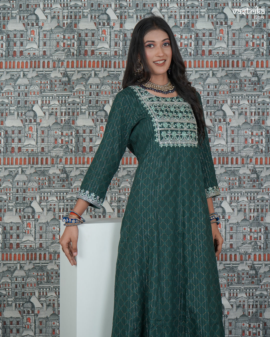 Resham Embroidered Kurti Set
