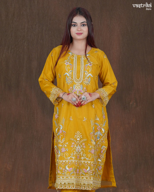 Zariya Handworked Jari Kurti Set with Lace Dupatta