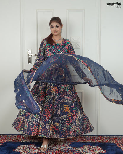 Straight Jari Work Kurti Set with Organza Dupatta