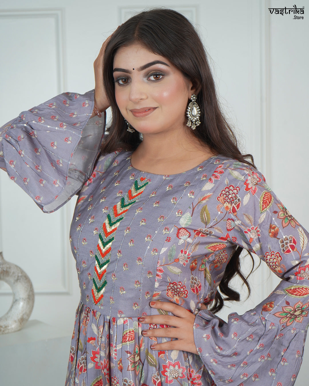 One-Piece Frock – Round Neck, Hand-Worked Detailing