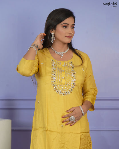 Elegant Handworked Kurti Set