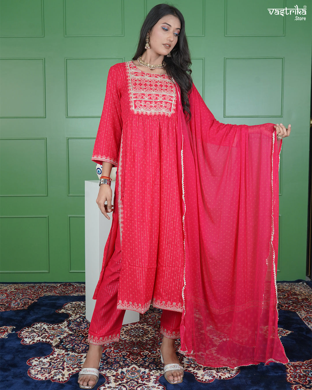 Nyra Cut Resham Embroidered Kurti Set