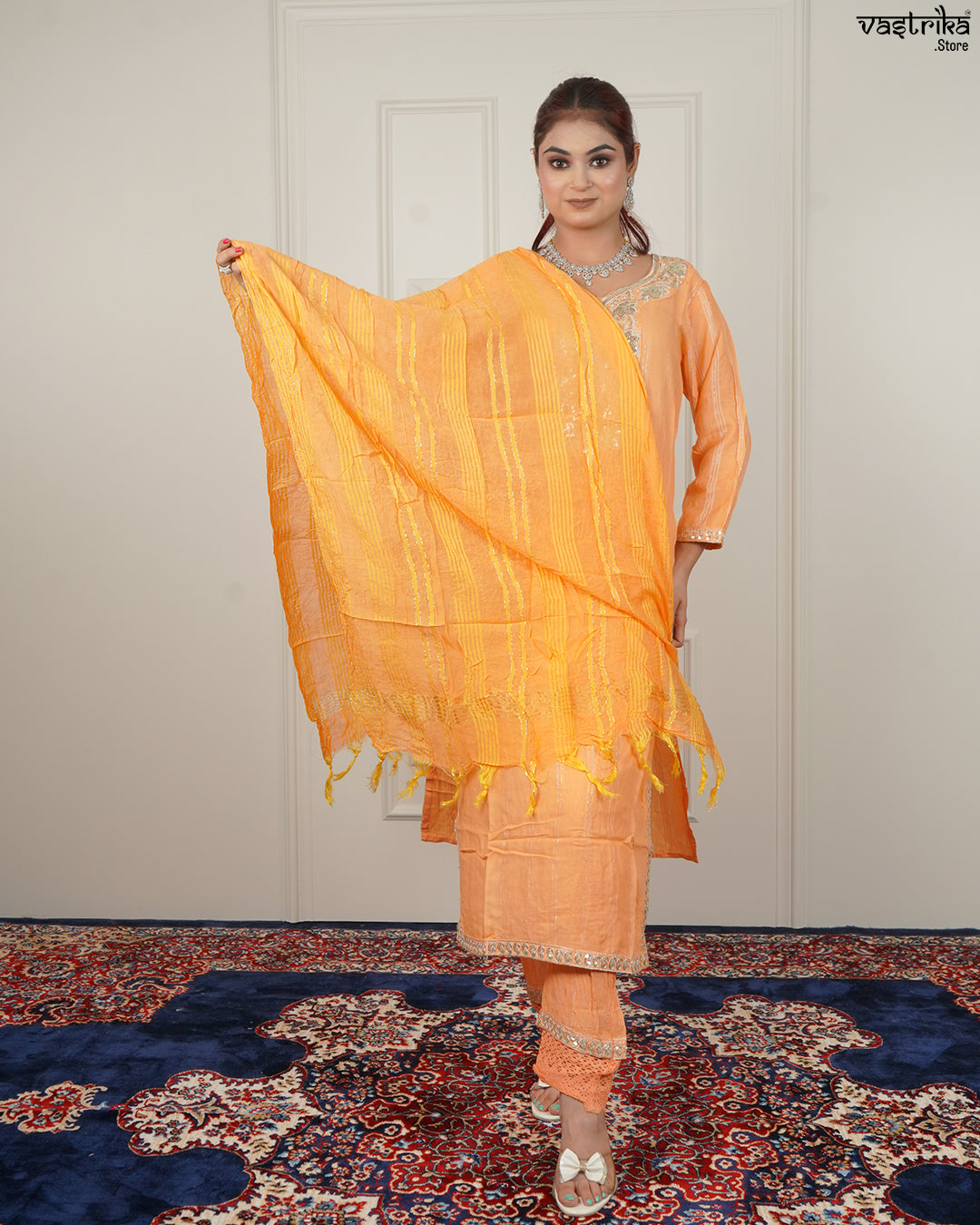 Elegant Jari Work Kurti Set