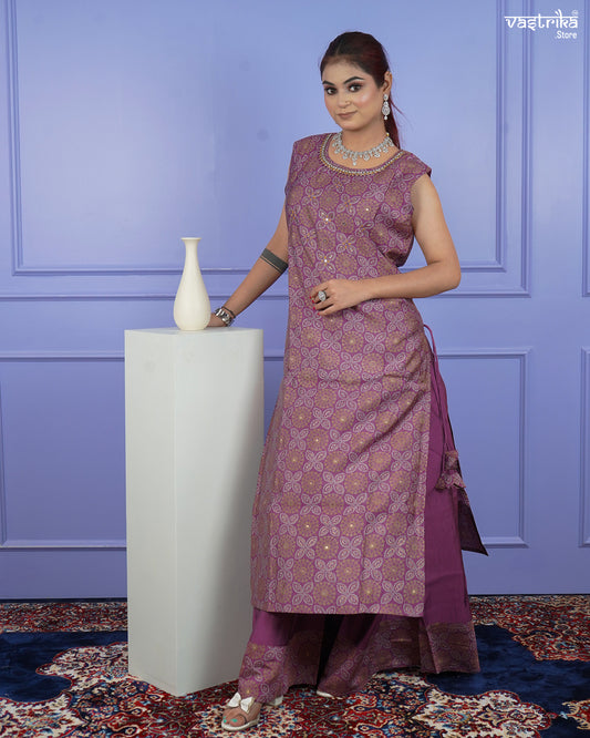 Graceful Handworked Kurti Set