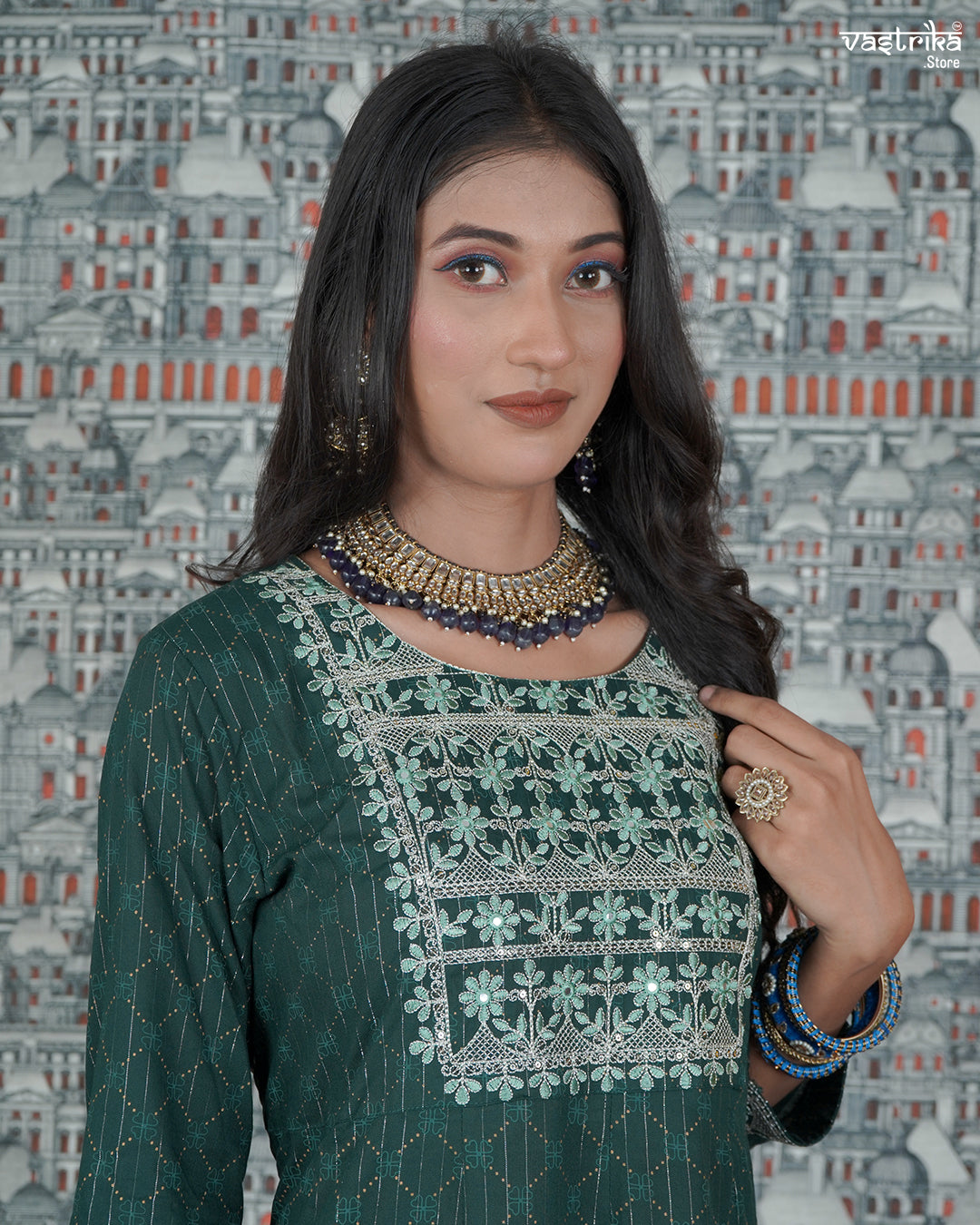Resham Embroidered Kurti Set