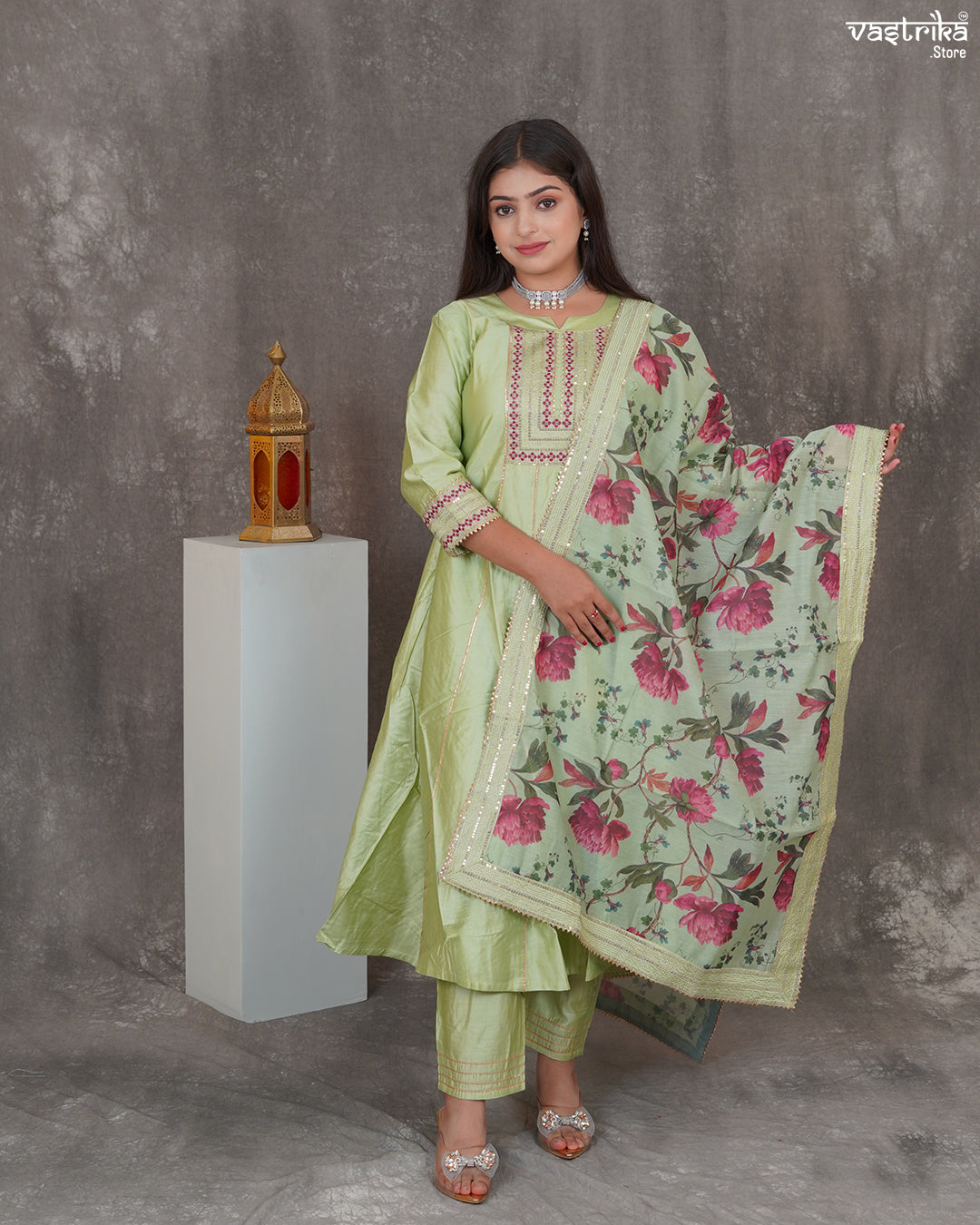 Border Bloom Frock Set