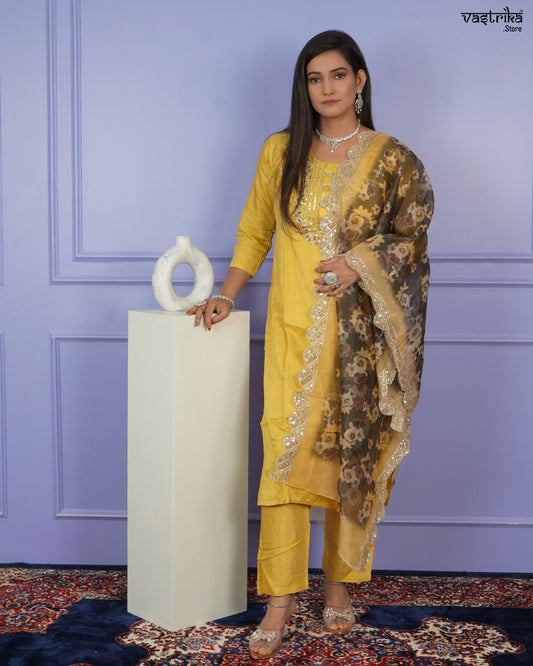 Elegant Handworked Kurti Set