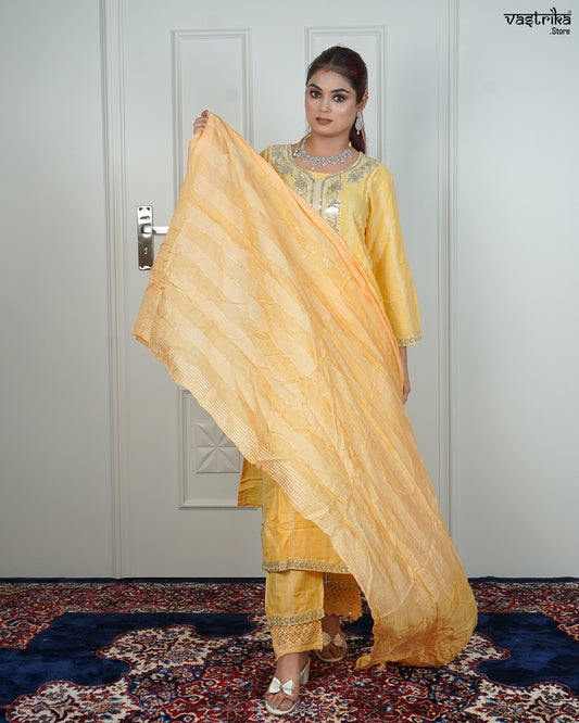 Classic Jari Embroidered Kurti Ensemble