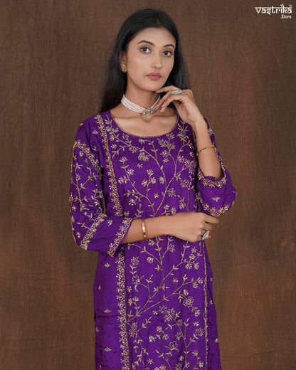 Full Jaal Handworked Kurti Set with Plain Trousers & Butti Work Dupatta