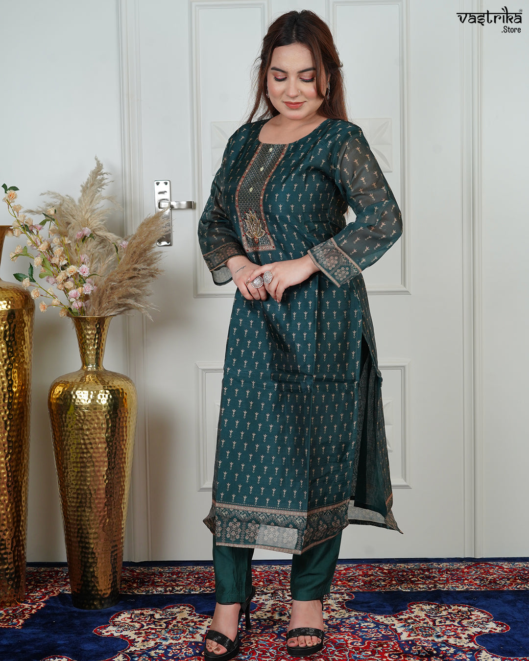 Round Gala Kurti Set with Jari & Handwork Detailing