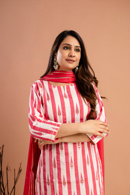 Printed Kurti with Gotta Patti Work, Plain Dupatta & Plain Trouser