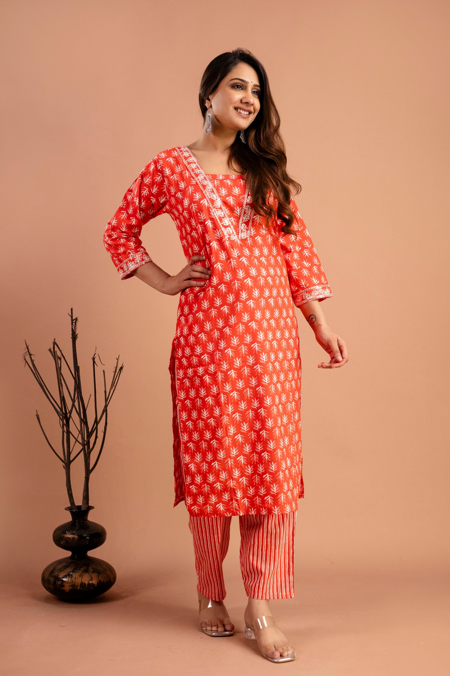 Printed Kurti with Resham Work V-Neck, Printed Dupatta & Matching Printed Pants