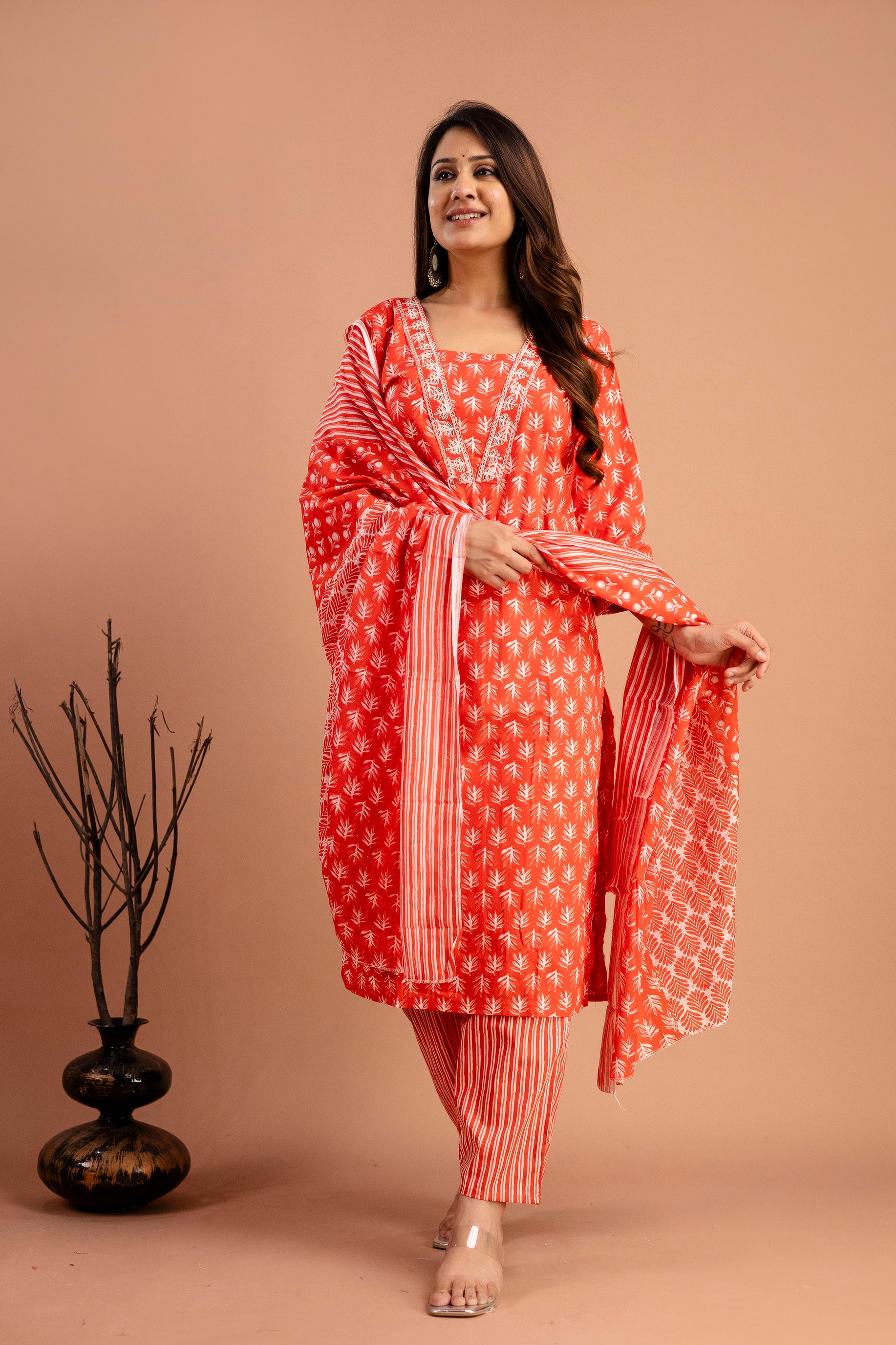 Printed Kurti with Resham Work V-Neck, Printed Dupatta & Matching Printed Pants