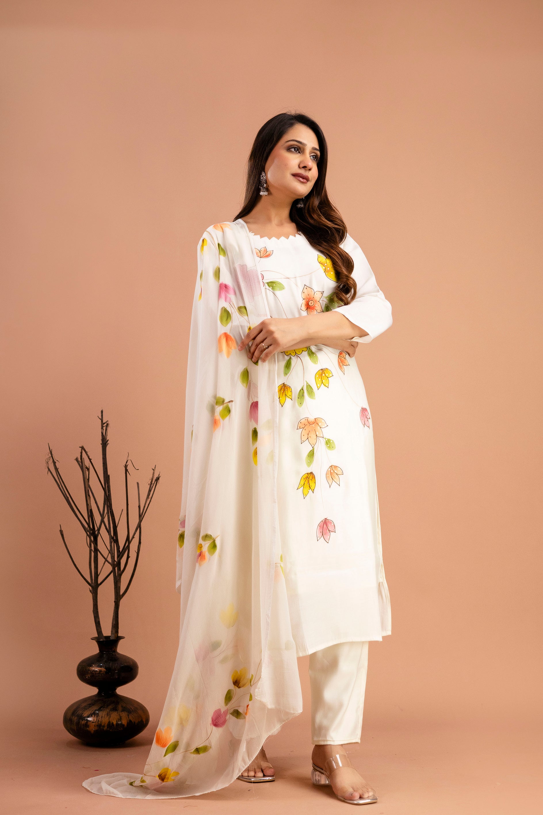 Art Printed Kurti with Round Neck, Shiffon Printed Dupatta & Plain Pants