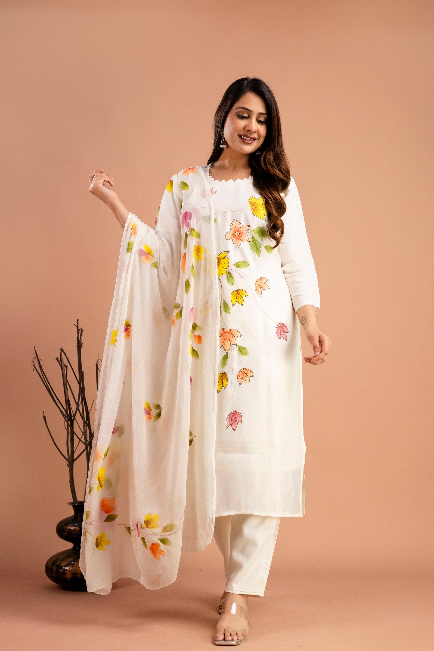 Art Printed Kurti with Round Neck, Shiffon Printed Dupatta & Plain Pants