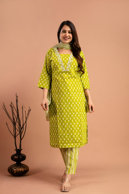Printed Resham Work V-Neck Kurti with Printed Dupatta & Matching Printed Pants