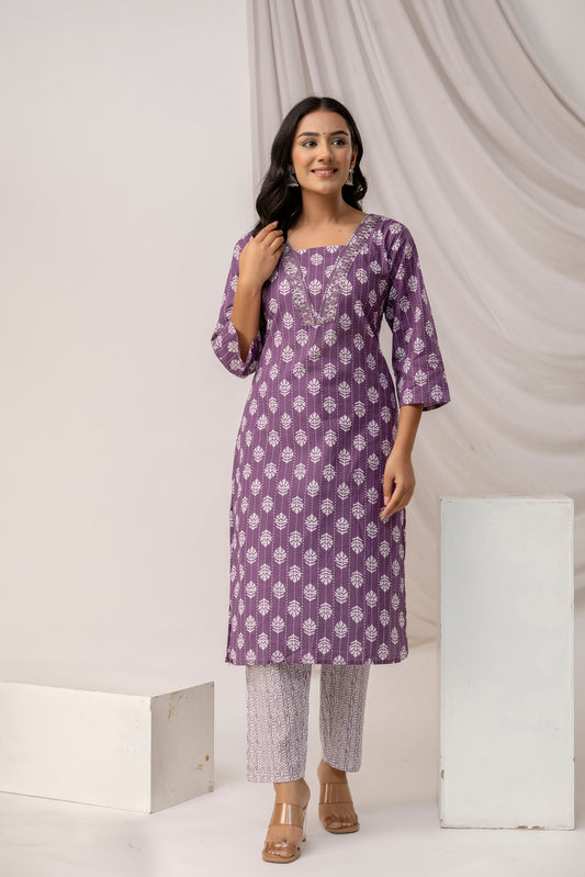 Printed Kurti with Jari & Thread Work Set