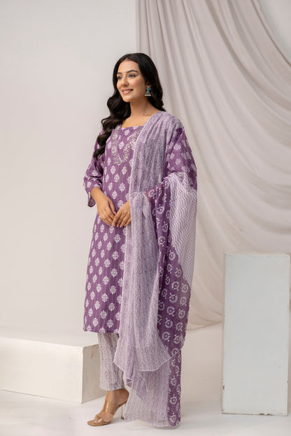 Printed Kurti with Jari & Thread Work Set