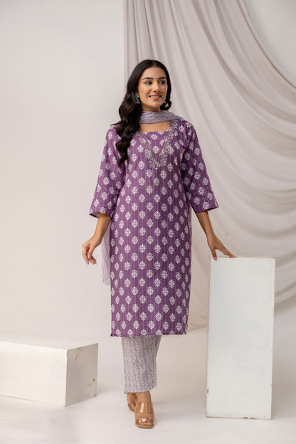 Printed Kurti with Jari & Thread Work Set