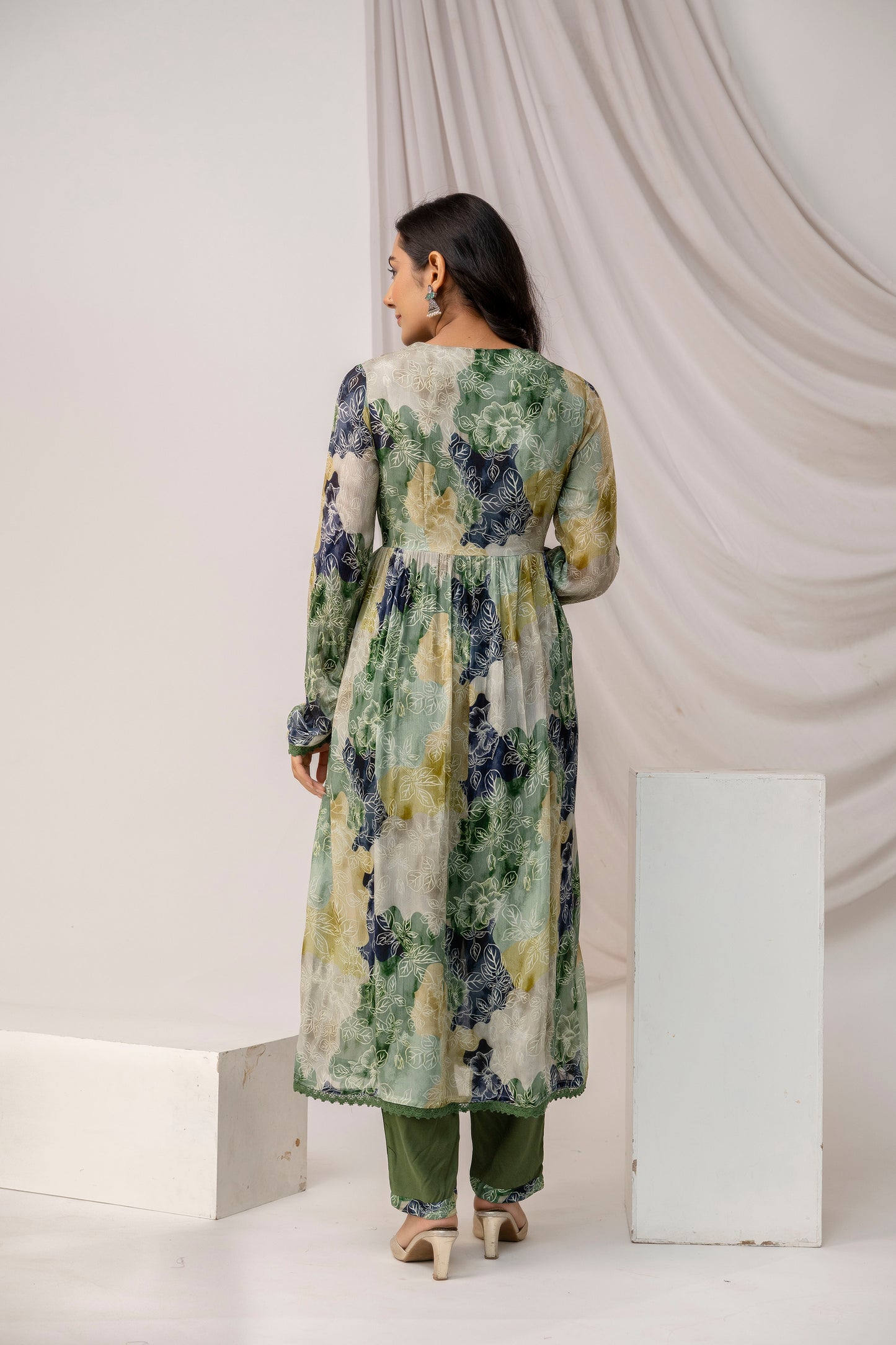 Jaipuri Printed Kurti with Mirror Work Set