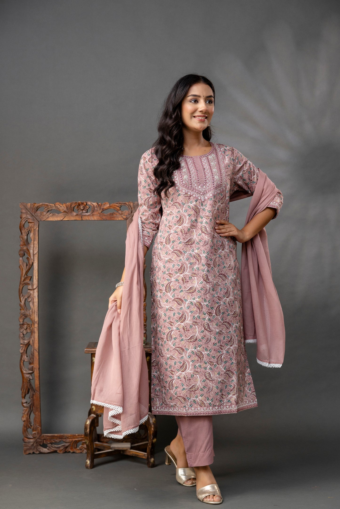 Printed Thread Work Kurti Set