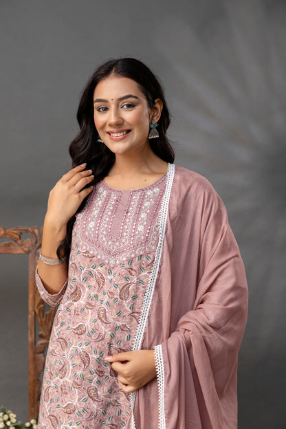 Printed Thread Work Kurti Set