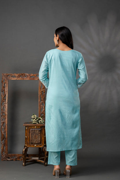 Plain Kurti with Lace Work Set