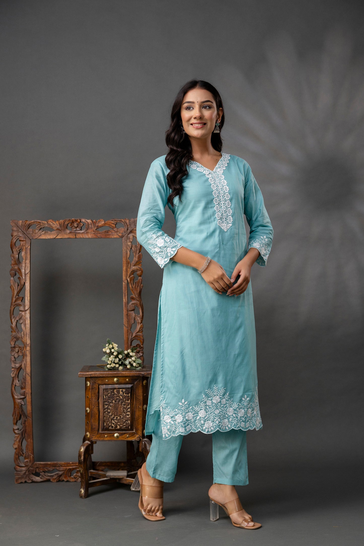 Plain Kurti with Lace Work Set