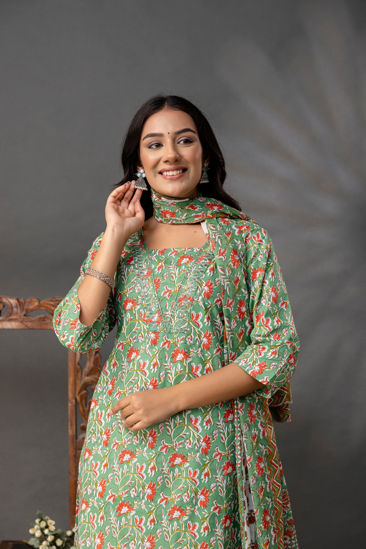 Printed V-Neck Kurti with Thread Work Set