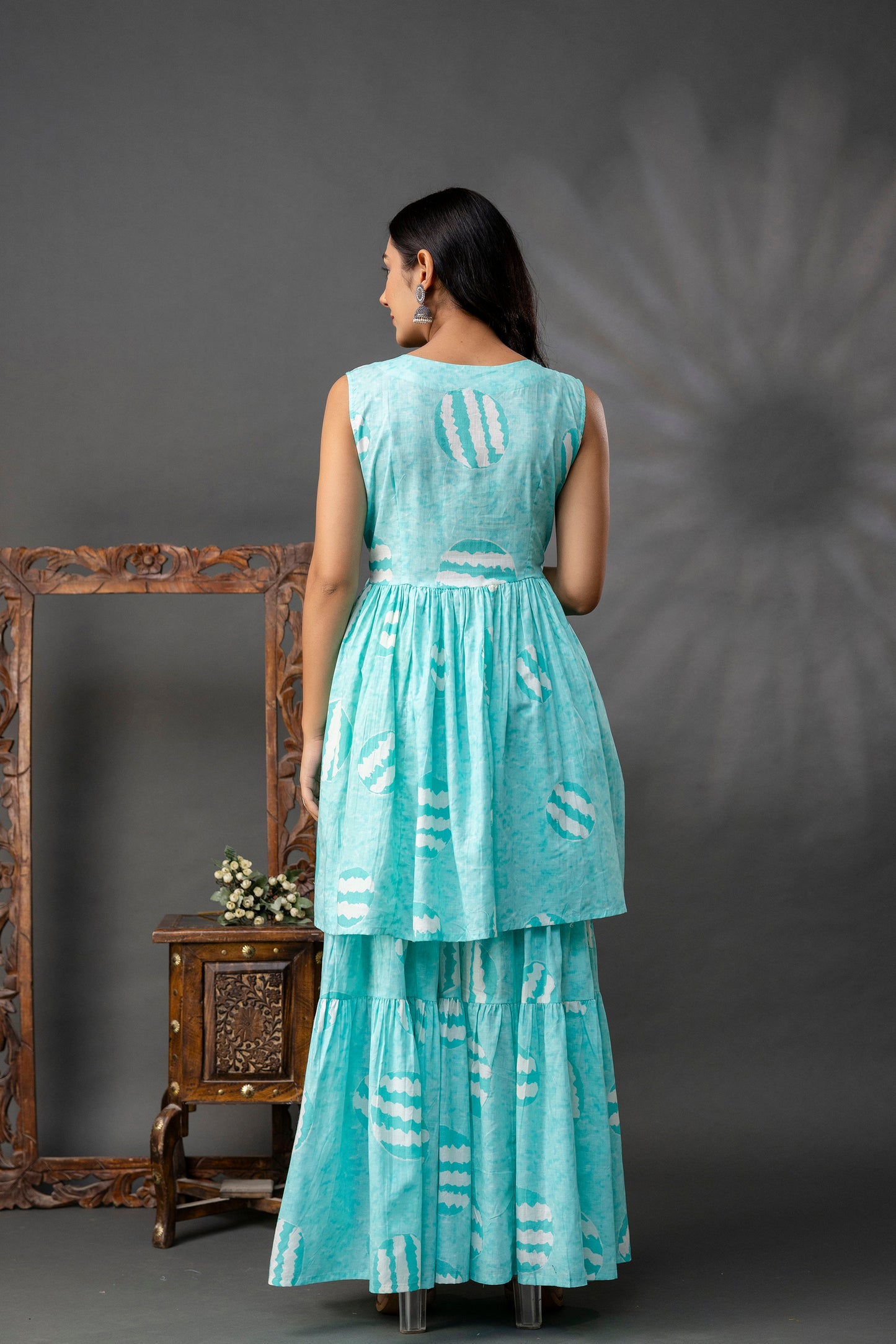 Printed Kurti with Thread & Handwork Set