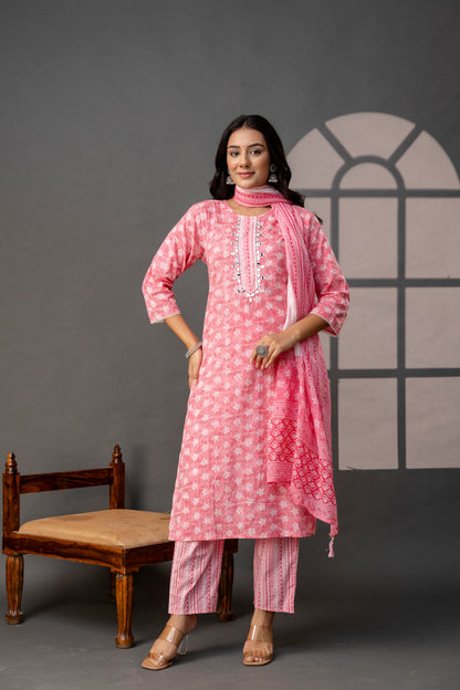 Printed Thread Work Kurti Set