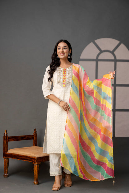 Chic Handcrafted Cotton Set