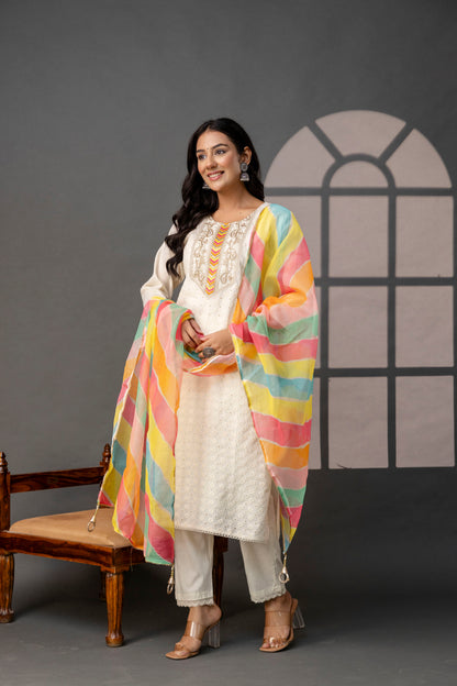 Chic Handcrafted Cotton Set