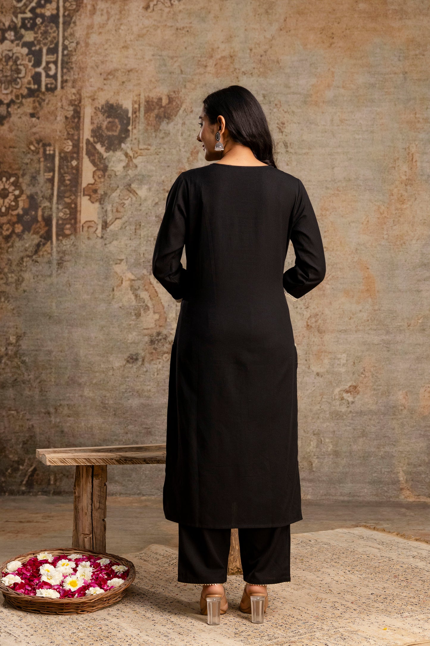 Threaded Grace Kurti Set