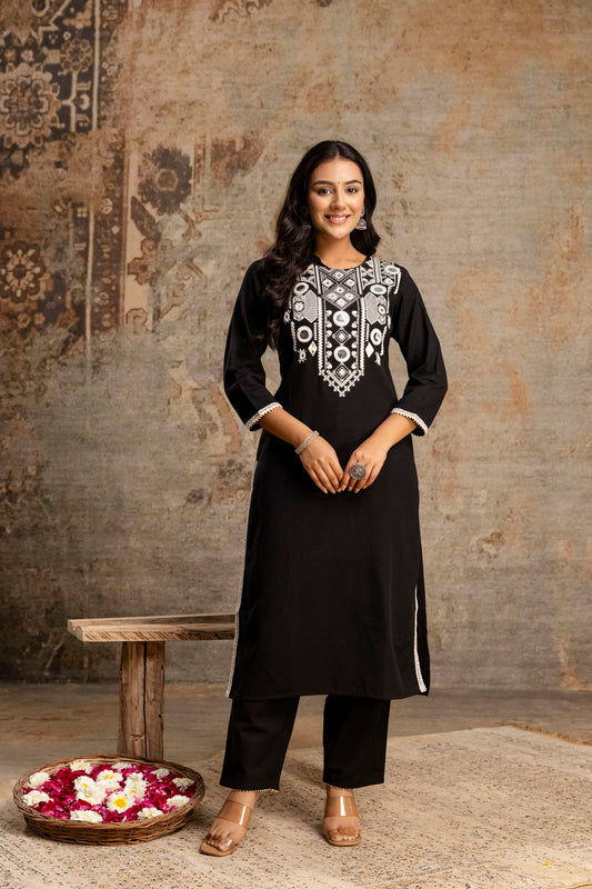 Threaded Grace Kurti Set