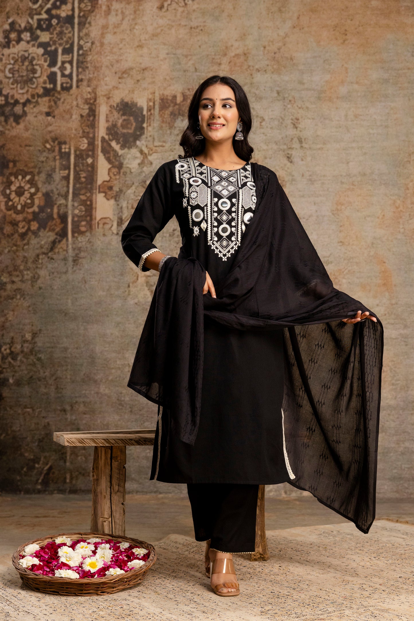 Threaded Grace Kurti Set