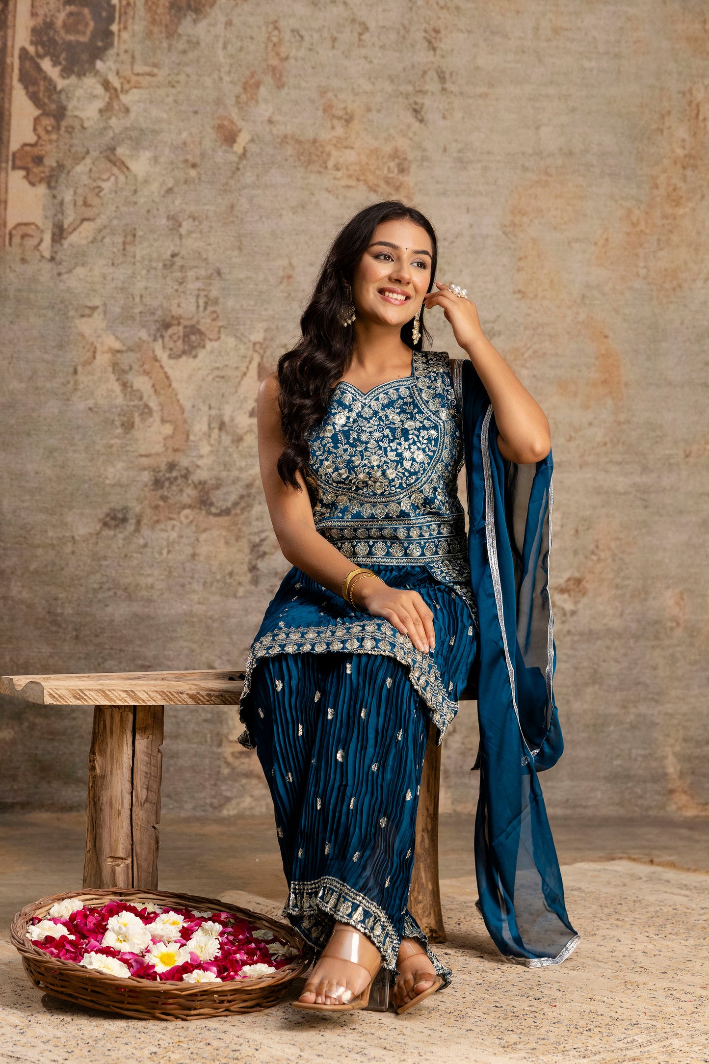 Regal Jari Sharara Set