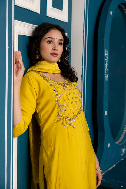 Handworked Kurti Set with Plain Trouser & Dupatta